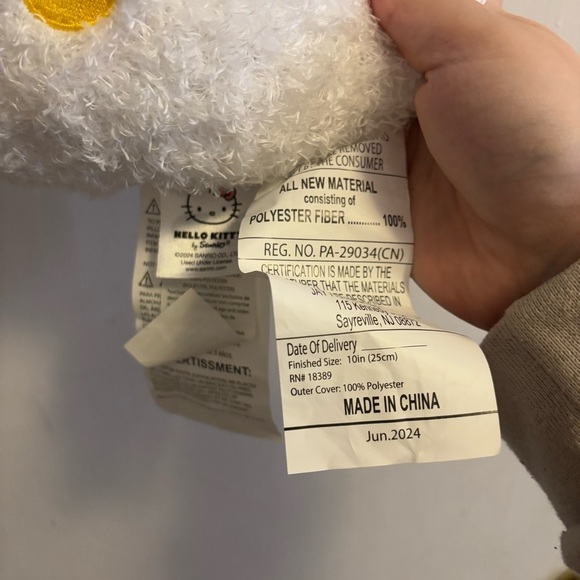 Hello Kitty Nogginz Small Plush Face Pillow - Picture 8 of 9